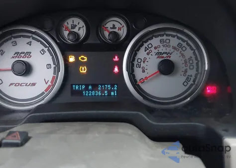 2010 Ford Focus S z USA, uszkodzony, nr VIN 1FAHP3EN4AW293085